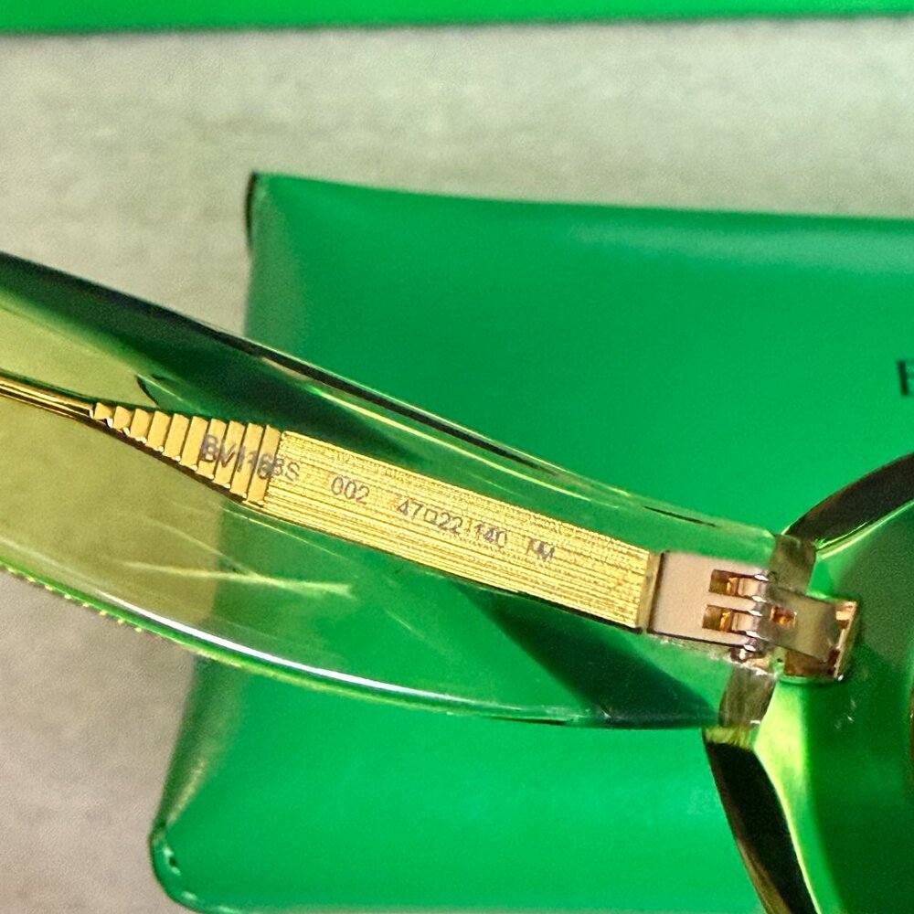 BOTTEGA VENETA Women's Green Cat Eye Sunglasses 703244 - Picture 8 of 16